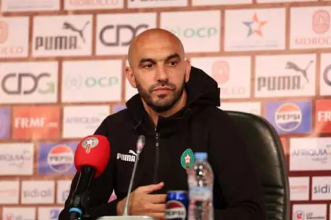 الركراكي: لا بديل عن التتويج بأمم أفريقيا.. وحكيمي ضحى بنفسه من أجل المغرب